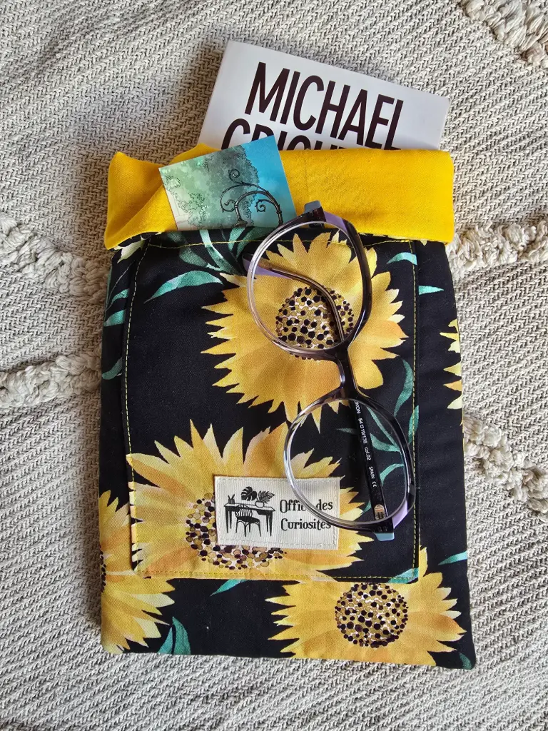 [14.10] Pochette à livre de poche/manga Tournesols